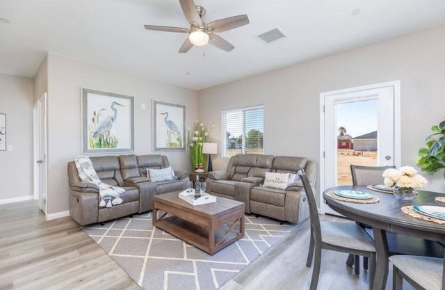 Comfy & Stylish- 4 Bathrooms