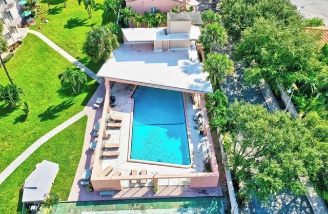 Condo w/Heated Pool and Steps to the Beach! Min 90-Day Rental