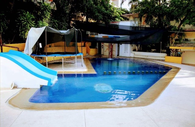 Condominio familiar y exclusivo "Tres Mares"