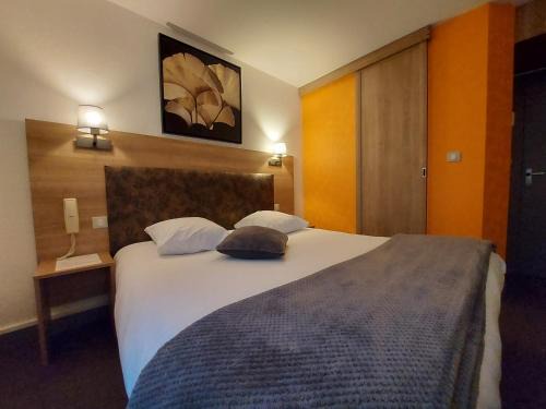 Contact Hotel Atoll