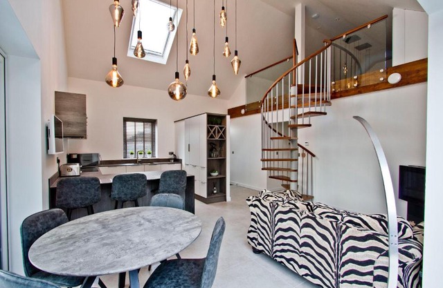 Contemporary 2 bedroom eco home with a twist