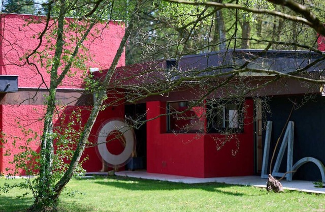 contemporary artist's house in a vast wooded area