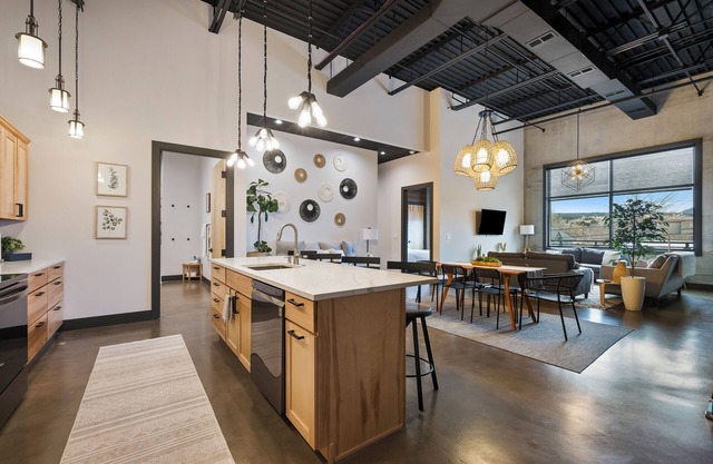Contemporary family friendly downtown loft