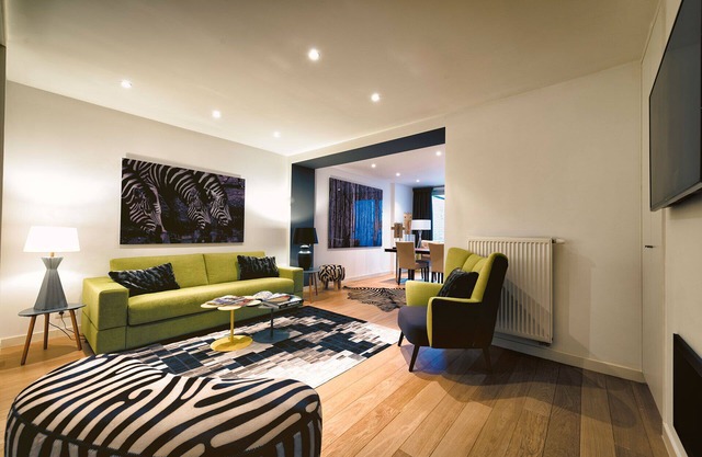 Contemporary One-Bedroom Apartment with Private Garden - Avenue Louise