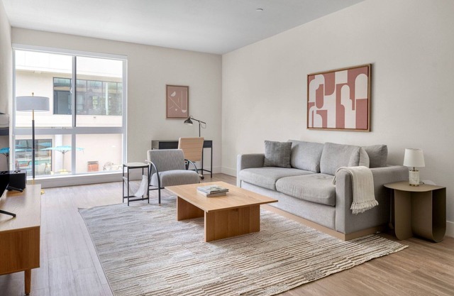 Convenient Mountain View 1BR w/Gym, Pool, nr Tech HQs, by Blueground