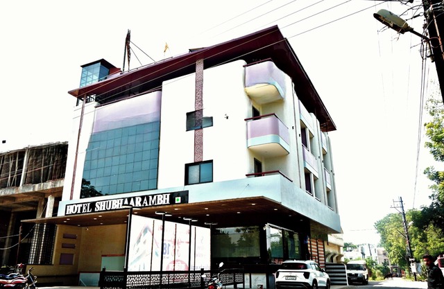 Cool hotel with AC in Madhya Pradesh