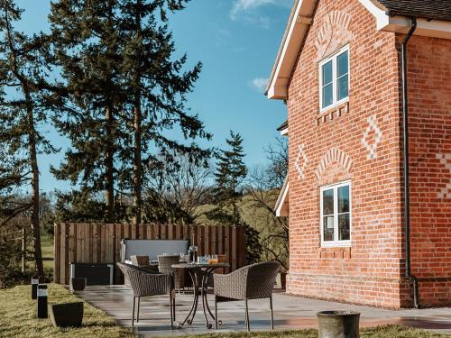 Copper Beech Cottage