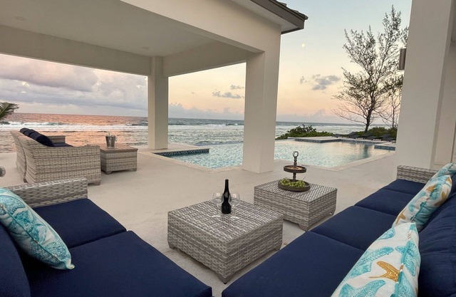 CORAL VISTA - Infinity Pool, Arcade, Theater, Private Cabana