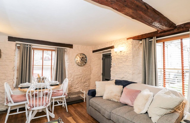 Corner Cottage