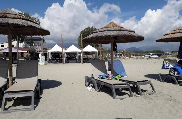 Corse, San giuliano, 50 kms de Bastia, maison à 2mn de la mer, animaux acceptés