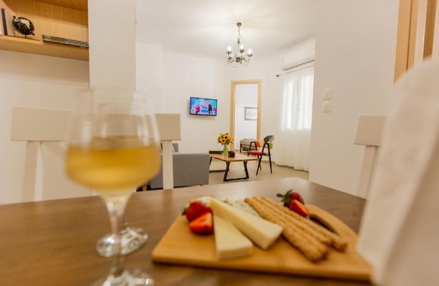 Costos Condos NEW 10B 2 Bedrooms Condo