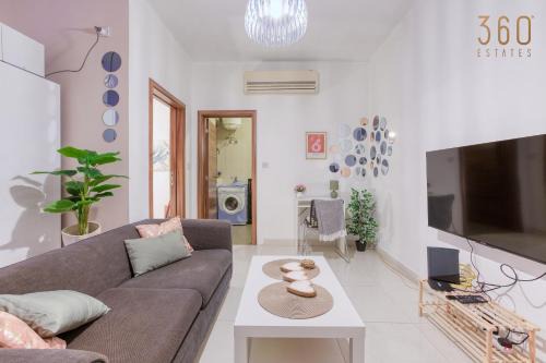 Cosy 1BR home in the heart of St.Julians w/WIFI by 360 Estates