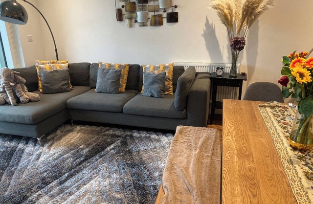 Cosy 3 Double Bedrooms Apartment by Chelsea Bridge