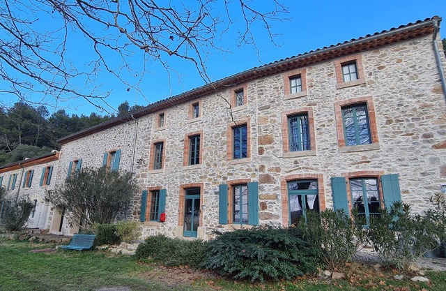 Cosy and charming cottage with pool and garden in a beautiful nature