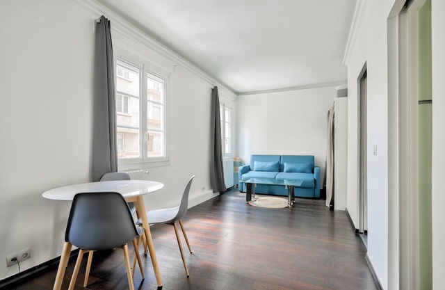 Cosy apartment with private entrance