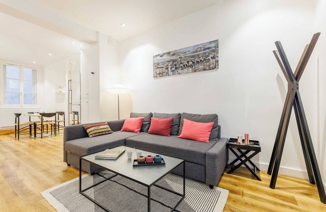 Cosy apartment - 1BR/4P - Near Champs-Élysées