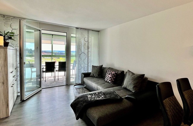 Cosy apartment for 4 guests with pool, WIFI, TV, balcony, panoramic view and parking