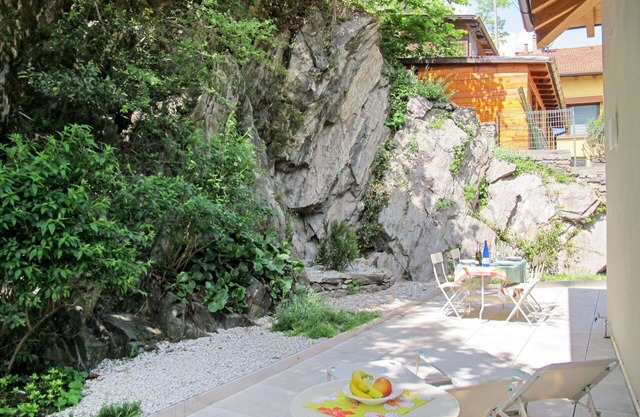 Cosy apartment for 4 people with WIFI, TV, terrace, pets allowed and parking