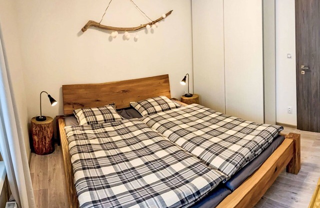 Cosy apartment for 5 guests with WIFI and TV
