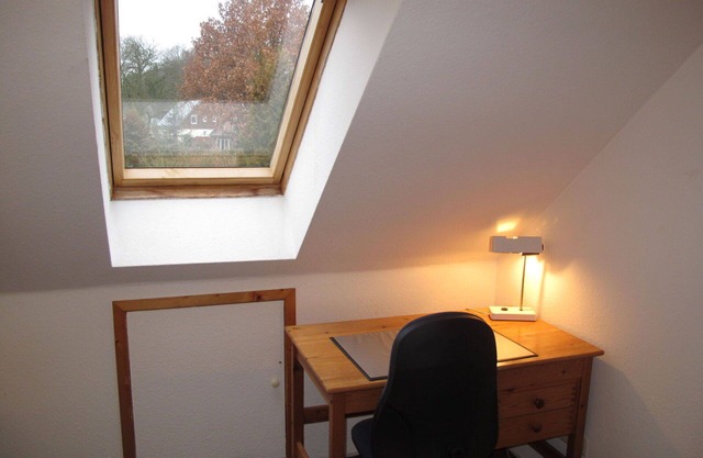 Cosy apartment for 5 guests with TV and balcony