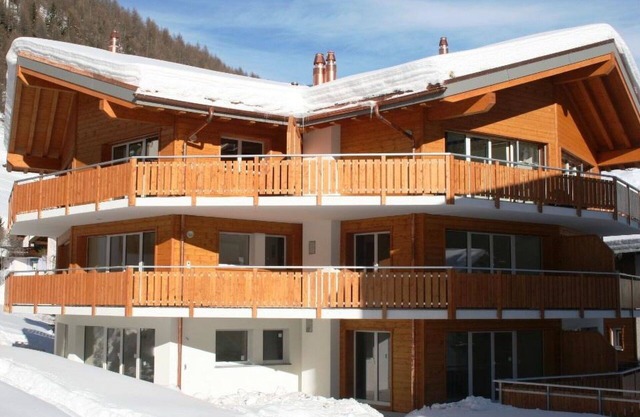 Cosy apartment for 6 people with WIFI, TV and balcony