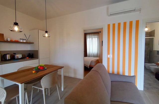 Cosy apartment in villa with A/C, hot tub, WIFI, TV, veranda and parking, close to Alberobello