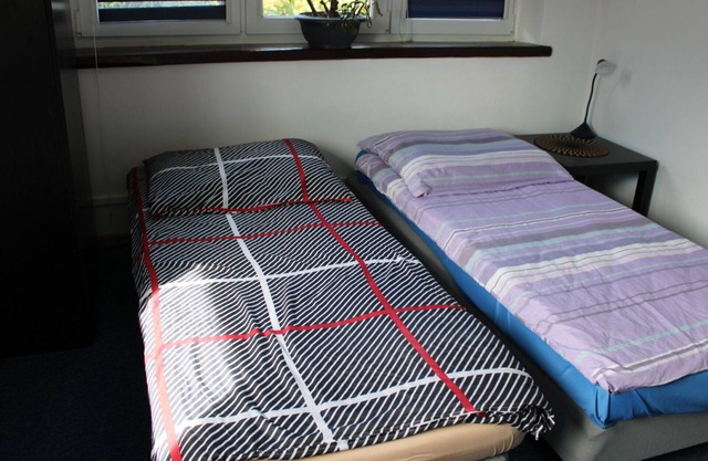 Cosy apartment in villa for 4 people with WIFI, TV, terrace, pets allowed and parking