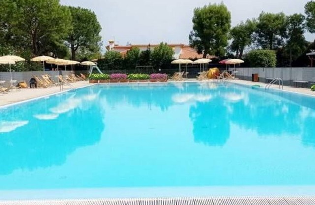 Cosy apartment for 4 guests with A/C, pool, WIFI, TV, terrace and panoramic view