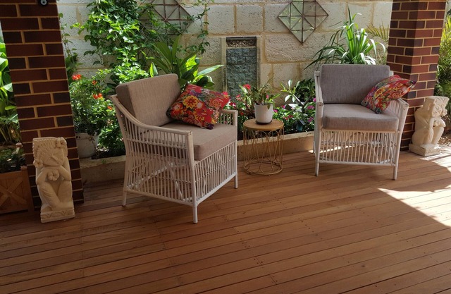 Cosy Bed & Breakfast in the beautiful fishing village of Two Rocks WA.
