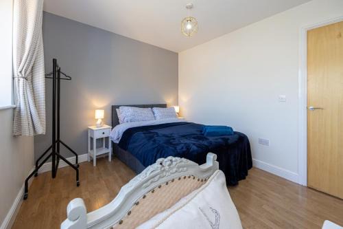 Cosy, Central 2 Bed flat parking