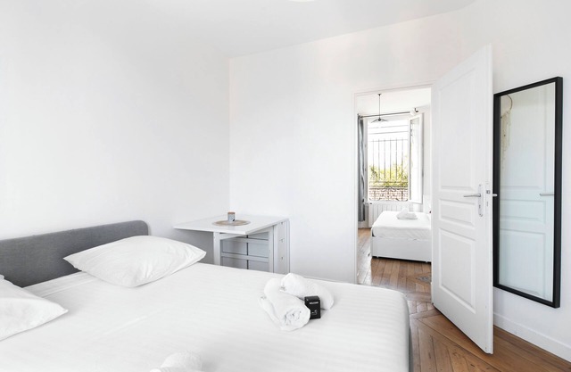 Cosy cocoon just outside Paris 4P