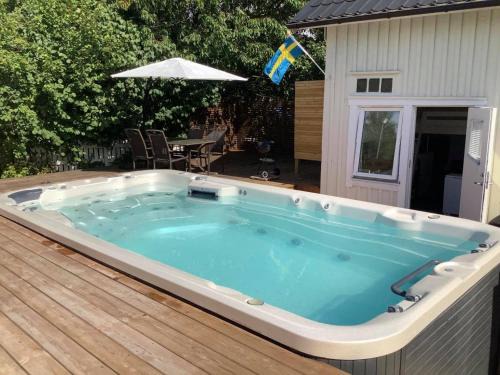 Cosy compact living best for 1-2 adults