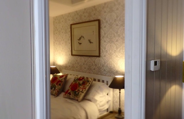 Cosy Cotswold - The Snug - cottage in the centre of Burford