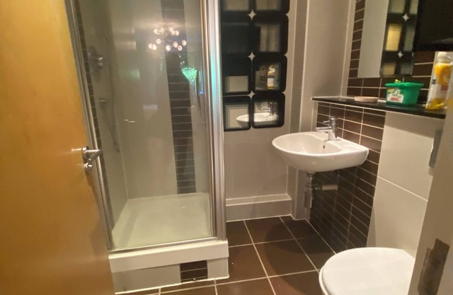 Cosy Double room - Central Line Central Line directly to Oxford Circus