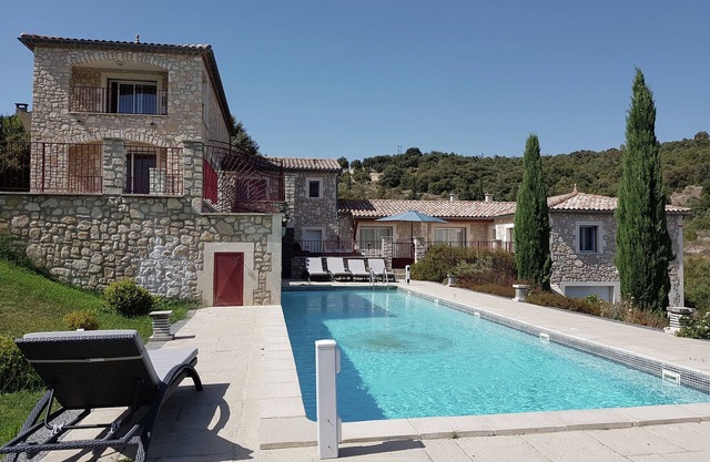 Cosy holiday home with views and private pool