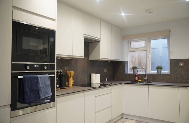 Cosy Modern 3BR Family Home for 7 - 15min from the London Eye (Walking)