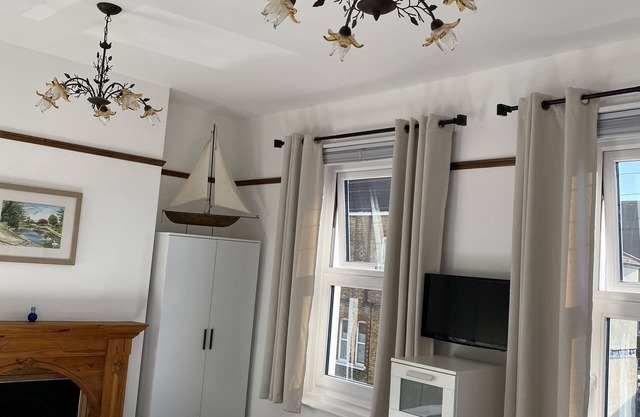 Cosy period house near the seafront