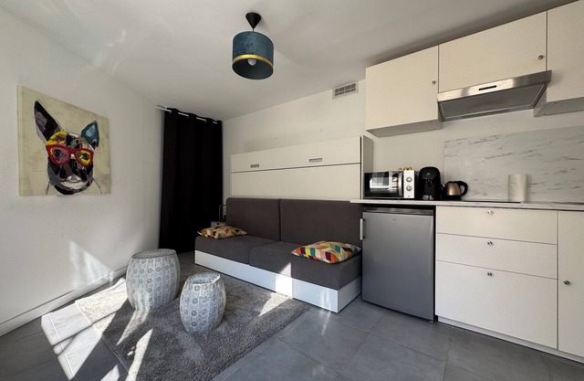 Cosyholy1 - Small studio near Paris and Orly airport