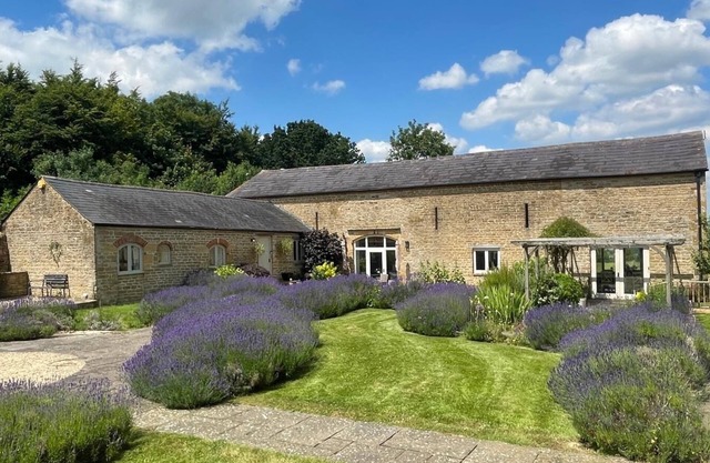 Cotswold Country Estate - stunning gardens and countryside views.