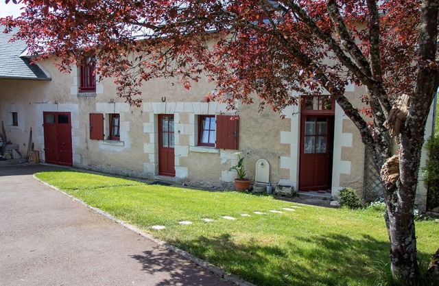 Cottage "At the Edge of the Woods