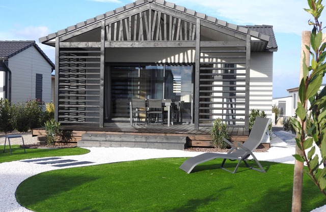 Cottage in a residential leisure park guarded year-round