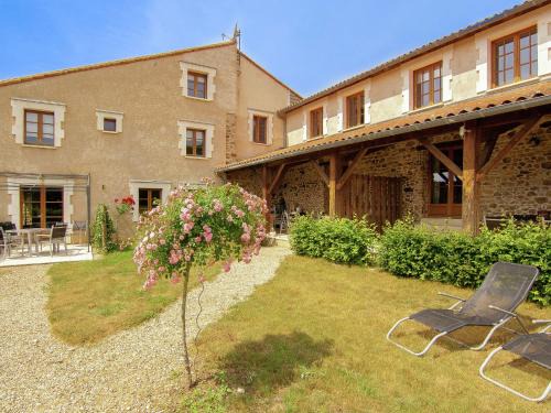 Cottage in France with Private Terrace