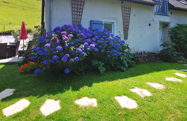 Cottage "La maison de Pascaline" Summer or winter, happiness will be there