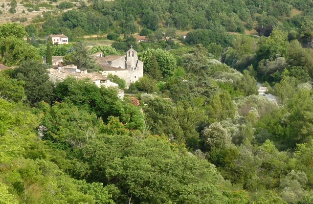 cottage near the Ardèche Gorges and Pont-d'Arc Cave