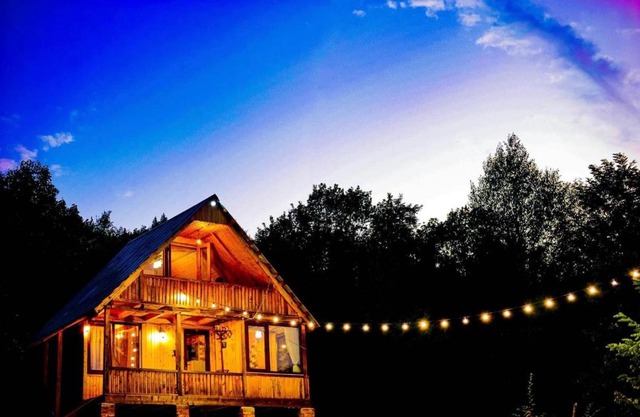 Cottage Racha Rhymes