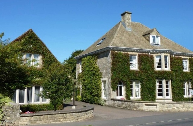 Cotteswold House