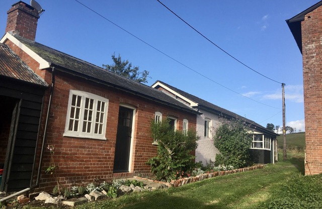 Country cottage in grounds of country house