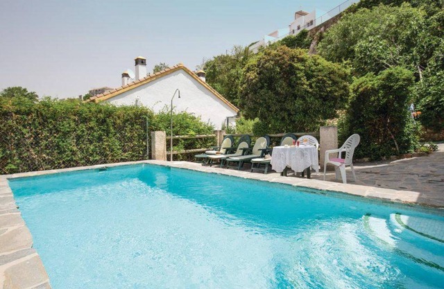 Country House 'Paraje El Saltadero' with Mountain View, Private Pool and Wi-Fi