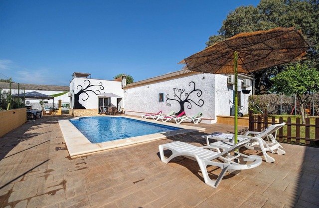Country House 'Finca El Labrador' with Mountain View, Wi-Fi and Air Conditioning