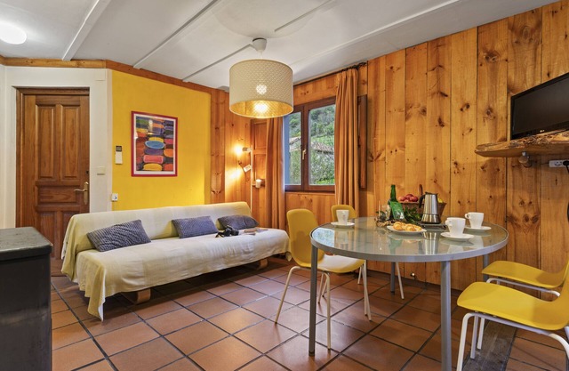 Country House with Hot Tub in Taranes, Asturias